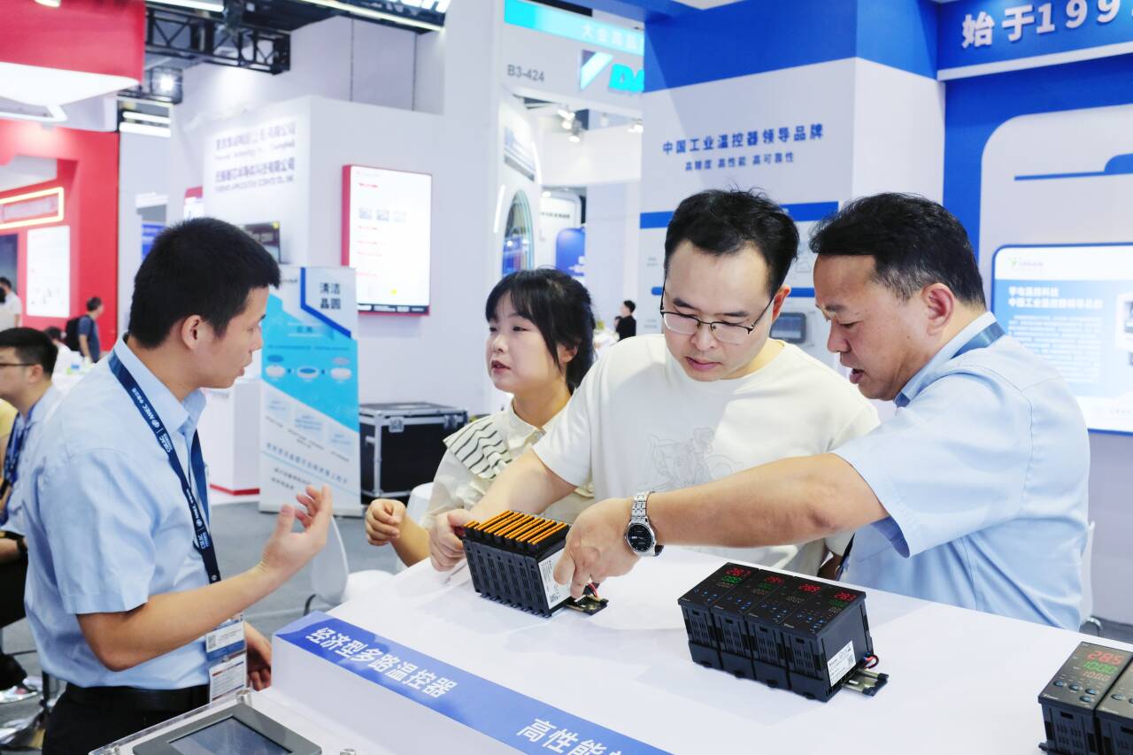 無錫 CSEAC2025 開幕：宇電攜半導體行業溫控解決方案亮相！