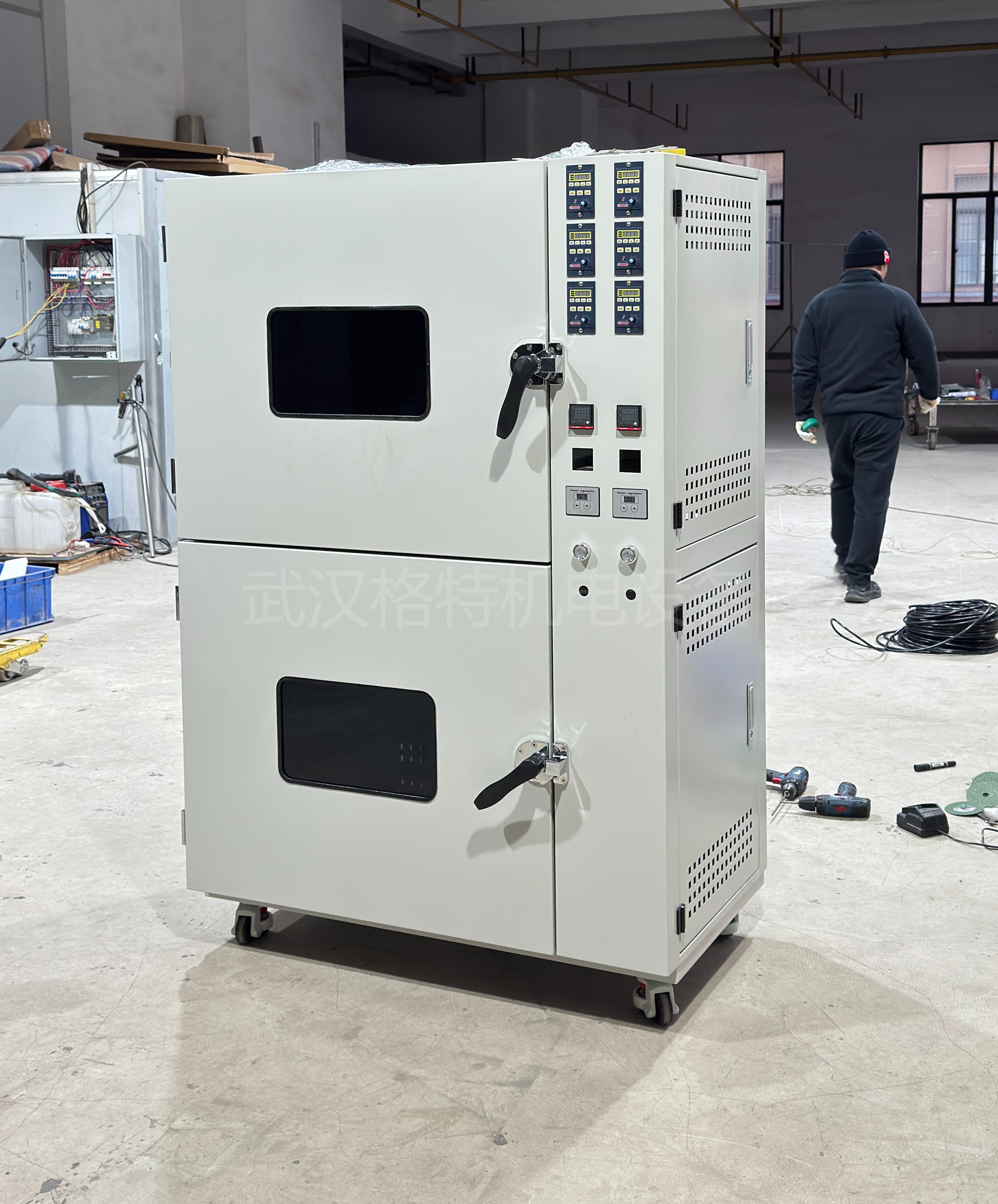 这款双层UV固化箱出色设计深受广大新老用户喜爱